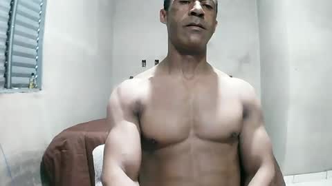 Snapshot of strongdaddyfantastic chatting on 06/28/26, 03:07 strongdaddyfantastic online show from 06/28/26, 03:07