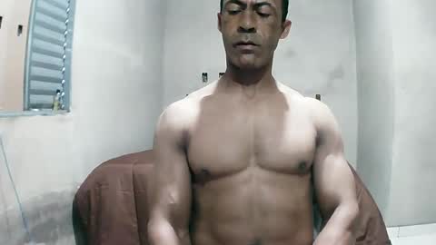 Snapshot of strongdaddyfantastic chatting on 06/29/26, 01:33 strongdaddyfantastic online show from 06/29/26, 01:33