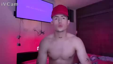 stronghardlatino online show from 09/24/25, 02:15