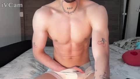 stronghardlatino online show from 07/11/26, 08:44