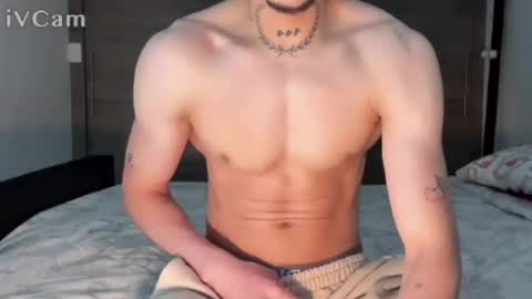 stronghardlatino online show from 07/23/26, 01:58