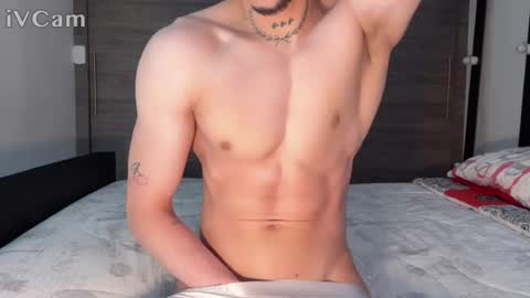 stronghardlatino online show from 07/24/26, 04:49
