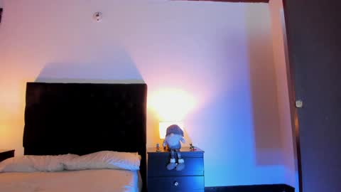 strosa_ online show from 01/04/25, 11:17