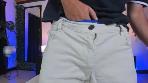 strosa_ online show from 09/14/25, 01:32