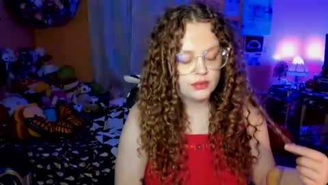 Strwbby online show from 09/25/25, 07:34