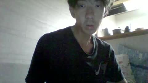 Snapshot of sttkm chatting on 09/20/25, 08:32 Asian boy online show from 09/20/25, 08:32
