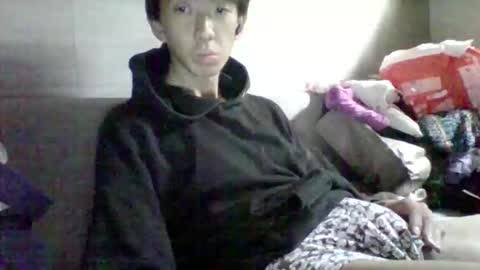 Snapshot of sttkm chatting on 01/15/26, 05:38 Asian boy online show from 01/15/26, 05:38