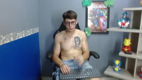 stuart_white online show from 09/17/25, 07:59