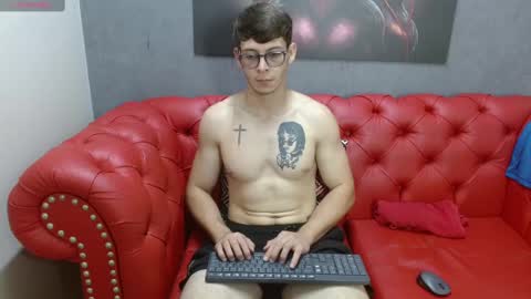 stuart_white online show from 10/09/25, 01:42