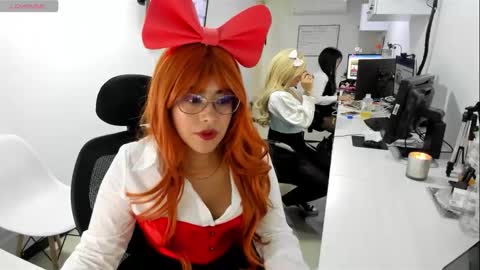 Snapshot of studcb_ chatting on 10/31/25, 05:58 studcb_ online show from 10/31/25, 05:58