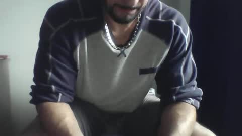 Snapshot of studdotcom chatting on 12/24/24, 10:44 Ero online show from 12/24/24, 10:44
