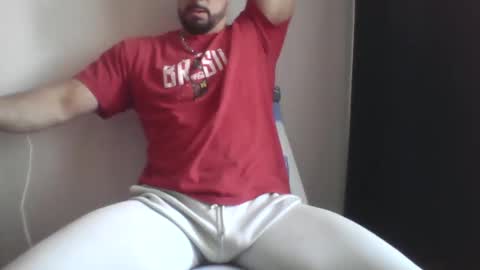 Snapshot of studdotcom chatting on 01/07/25, 10:32 Ero online show from 01/07/25, 10:32