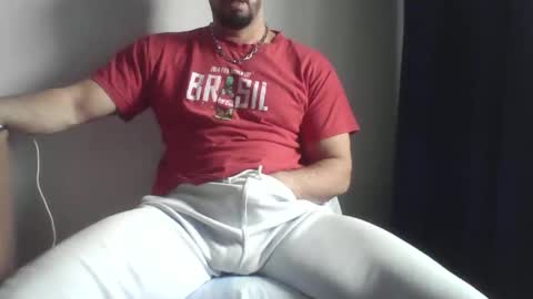 Snapshot of studdotcom chatting on 01/11/25, 10:40 Ero online show from 01/11/25, 10:40
