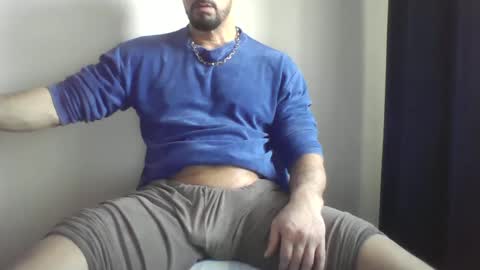 Snapshot of studdotcom chatting on 01/19/25, 10:17 Ero online show from 01/19/25, 10:17