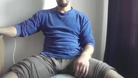Snapshot of studdotcom chatting on 01/27/25, 09:44 Ero online show from 01/27/25, 09:44