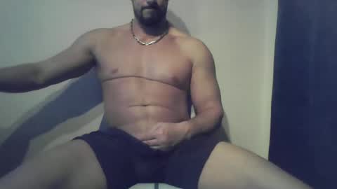 Snapshot of studdotcom chatting on 02/05/25, 07:53 Ero online show from 02/05/25, 07:53