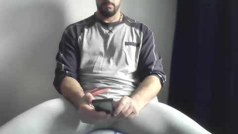 Snapshot of studdotcom chatting on 02/09/25, 10:09 Ero online show from 02/09/25, 10:09