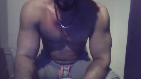 Snapshot of studdotcom chatting on 03/04/25, 06:50 Ero online show from 03/04/25, 06:50