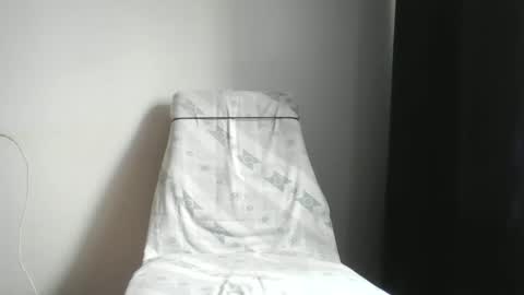 Snapshot of studdotcom chatting on 03/11/25, 09:45 Ero online show from 03/11/25, 09:45