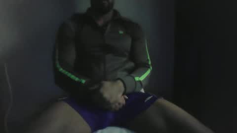 Snapshot of studdotcom chatting on 10/03/25, 10:12 Ero online show from 10/03/25, 10:12