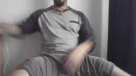 Snapshot of studdotcom chatting on 10/20/25, 09:32 Ero online show from 10/20/25, 09:32