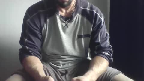 Snapshot of studdotcom chatting on 12/23/25, 10:13 Ero online show from 12/23/25, 10:13