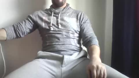 Snapshot of studdotcom chatting on 01/09/26, 09:23 Ero online show from 01/09/26, 09:23