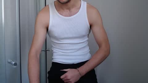 Snapshot of studfromparis chatting on 10/27/25, 11:25 Stud From Paris online show from 10/27/25, 11:25