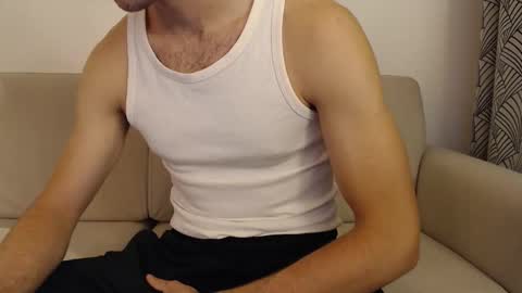 Stud From Paris online show from 11/16/25, 04:34