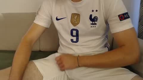 Stud From Paris online show from 06/17/26, 11:45