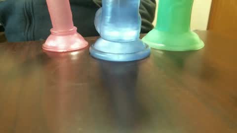 Snapshot of studinto chatting on 02/14/25, 12:14 BadBrad online show from 02/14/25, 12:14