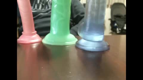 Snapshot of studinto chatting on 11/02/25, 06:38 BadBrad online show from 11/02/25, 06:38