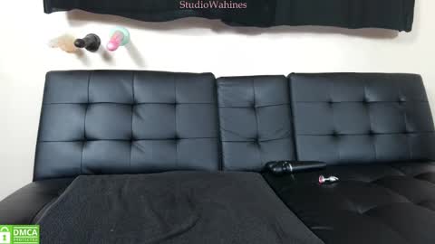 StudioWahines online show from 03/12/25, 03:46