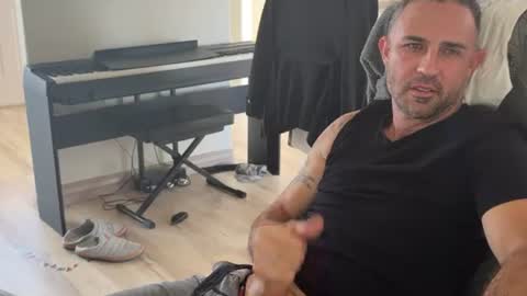 Simon online show from 08/05/26, 08:00