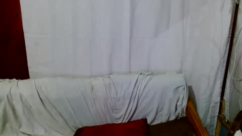 Snapshot of stunningamanda chatting on 03/01/25, 11:50 stunningamanda online show from 03/01/25, 11:50