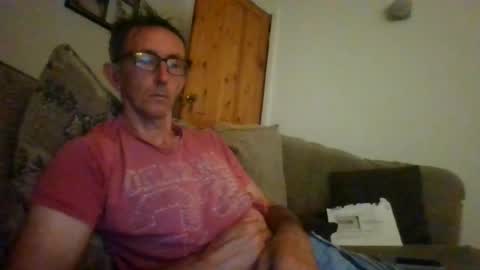 Snapshot of stuuuey73 chatting on 06/24/26, 10:42 stuuuey73 online show from 06/24/26, 10:42