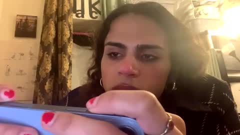 Snapshot of stxllaxcx chatting on 10/21/25, 04:24 stxllaxcx online show from 10/21/25, 04:24