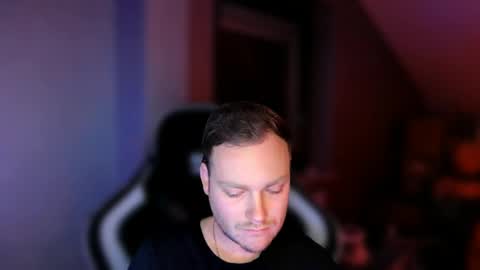 Snapshot of sub_austr chatting on 02/18/25, 07:09 sub_austr online show from 02/18/25, 07:09