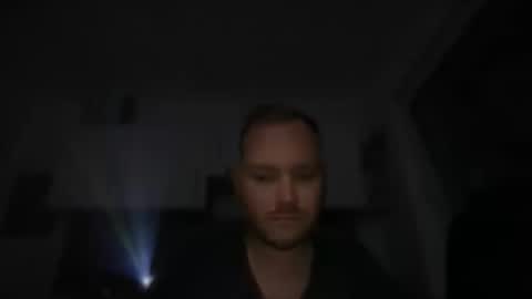 Snapshot of sub_austr chatting on 10/30/25, 11:27 sub_austr online show from 10/30/25, 11:27