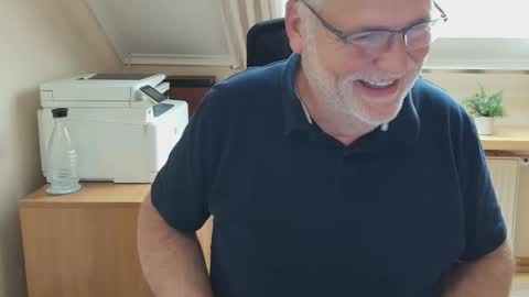 Snapshot of subbear1968 chatting on 05/12/26, 01:30 subbear1968 online show from 05/12/26, 01:30