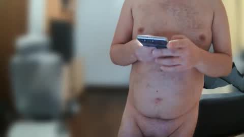 Snapshot of subby_alex chatting on 11/01/25, 06:43 subby_alex online show from 11/01/25, 06:43