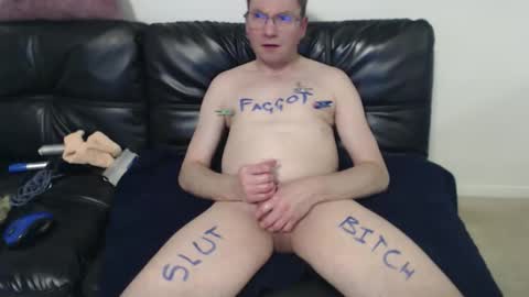 Snapshot of subfag4you chatting on 10/18/25, 03:20 Sub Bottom for You online show from 10/18/25, 03:20