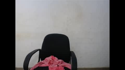 Snapshot of subirababy chatting on 04/21/26, 01:42 subira online show from 04/21/26, 01:42