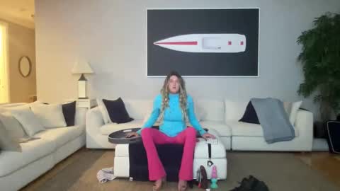 Sissy Isabella online show from 11/04/25, 05:50