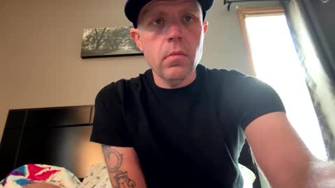 Snapshot of submissivebrett381 chatting on 03/28/26, 05:45 submissivebrett381 online show from 03/28/26, 05:45