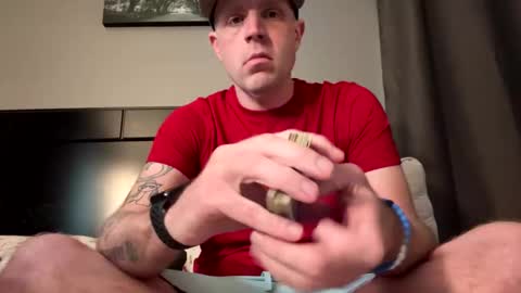 Snapshot of submissivebrett381 chatting on 04/25/26, 05:21 submissivebrett381 online show from 04/25/26, 05:21