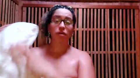 Snapshot of submissivelatintight18 chatting on 06/06/26, 11:15 SubmissiveLatina online show from 06/06/26, 11:15