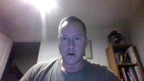 Snapshot of subpig84 chatting on 06/04/26, 10:38 Sub Male online show from 06/04/26, 10:38