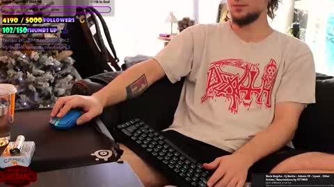 Snapshot of substanc3 chatting on 11/28/25, 10:07 Im Substanc3 online show from 11/28/25, 10:07