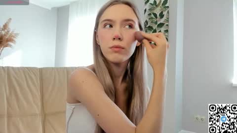 Snapshot of succubelle chatting on 10/02/25, 06:20 Eda online show from 10/02/25, 06:20